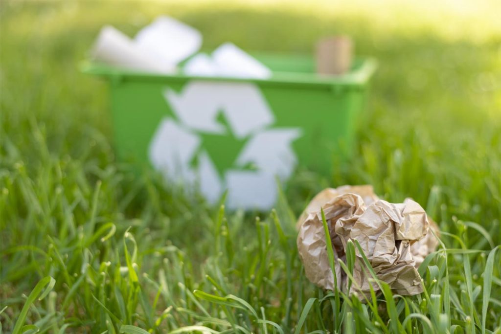تاثیرات شگرف جوهرزدایی و بازیافت کاغذ در حفاظت از منابع آبی و طبیعی